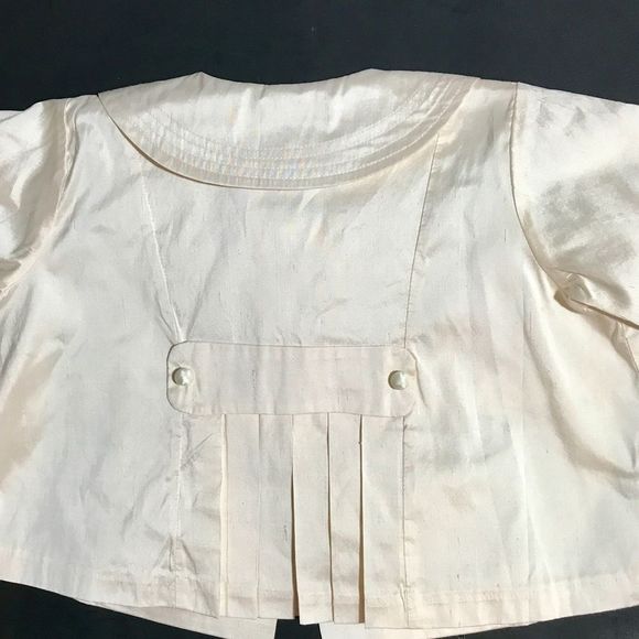 Sarah Louise Jacket, Cream Taffeta, Double Breasted, Pleats on Back, Bow - Picture 7 of 10